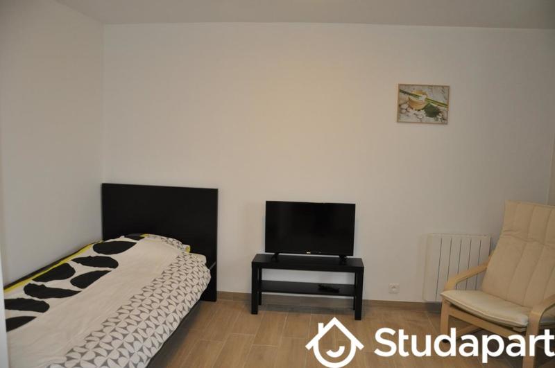 Chambre - 9 m² - 1 pièce