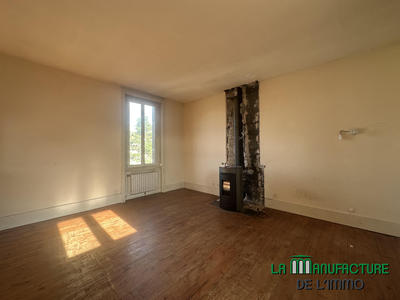 Maison - 152 m² - 6 pièces