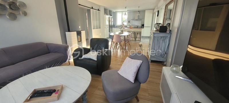 Maison - 204 m² - 8 pièces