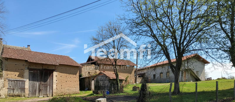 Maison ancienne - 160 m² - 2 pièces