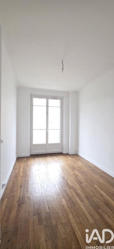Appartement - 718 m² - 4 pièces
