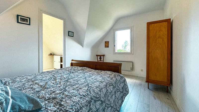 Maison traditionnelle - 144 m² - 7 pièces