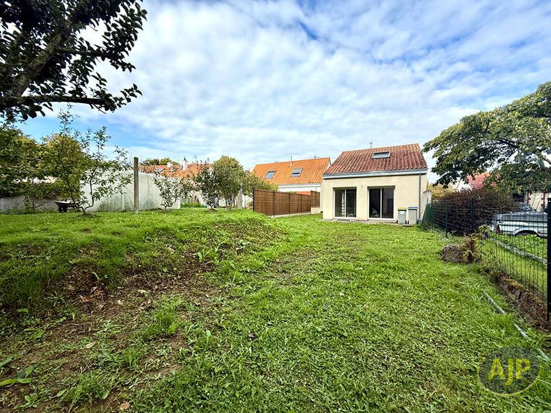 Maison - 84 m² - 4 pièces