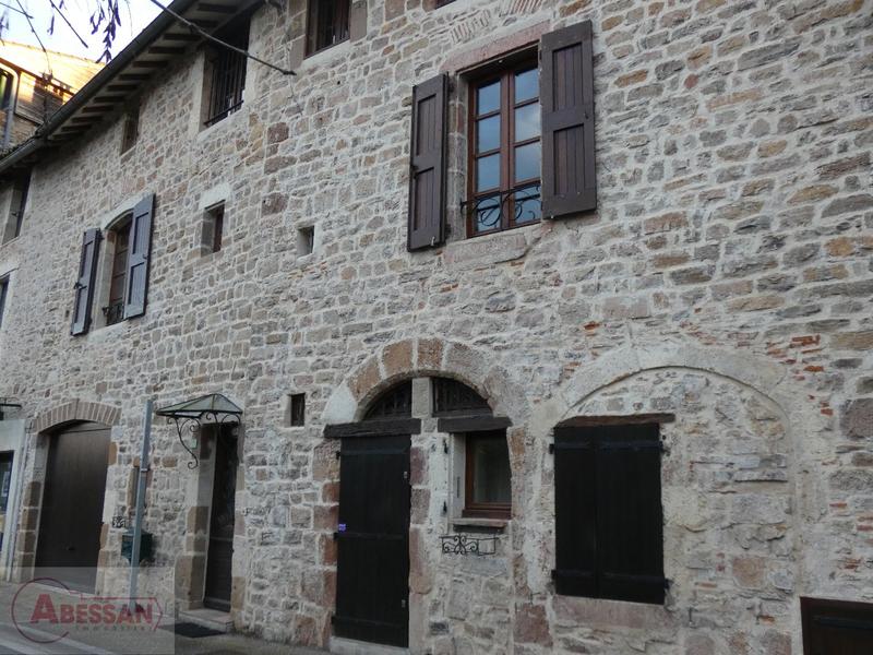 Maison - 285 m² - 8 pièces