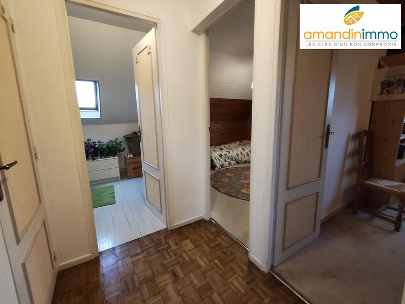 Maison - 97 m² - 7 pièces