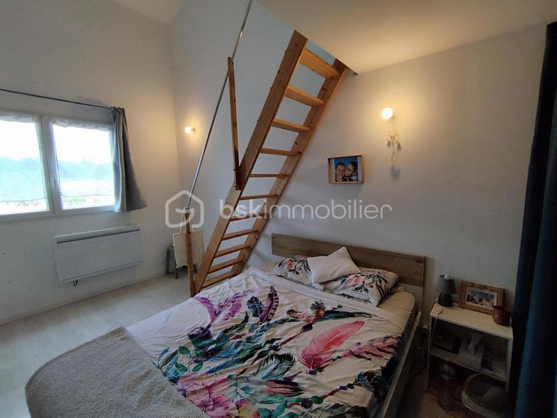 Propriété - 305 m² - 10 pièces