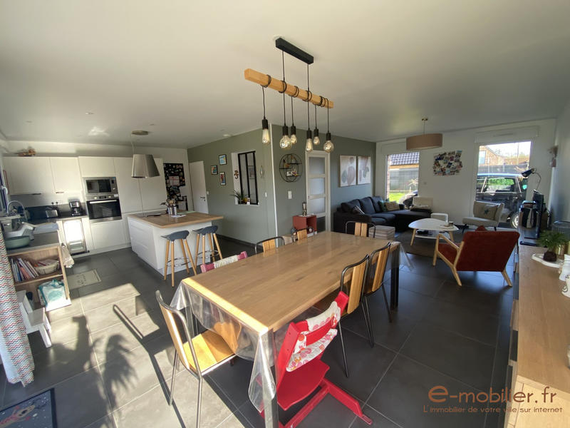 Maison - 136 m² - 5 pièces