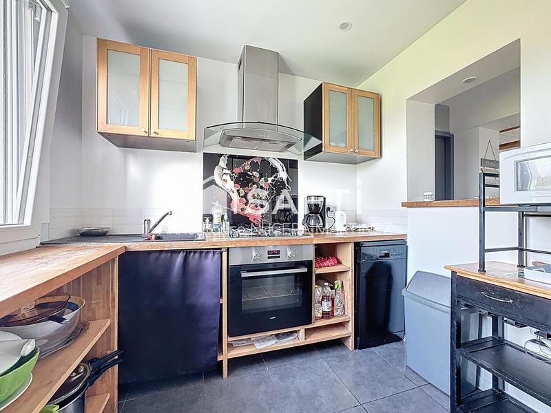 Maison - 85 m² - 5 pièces