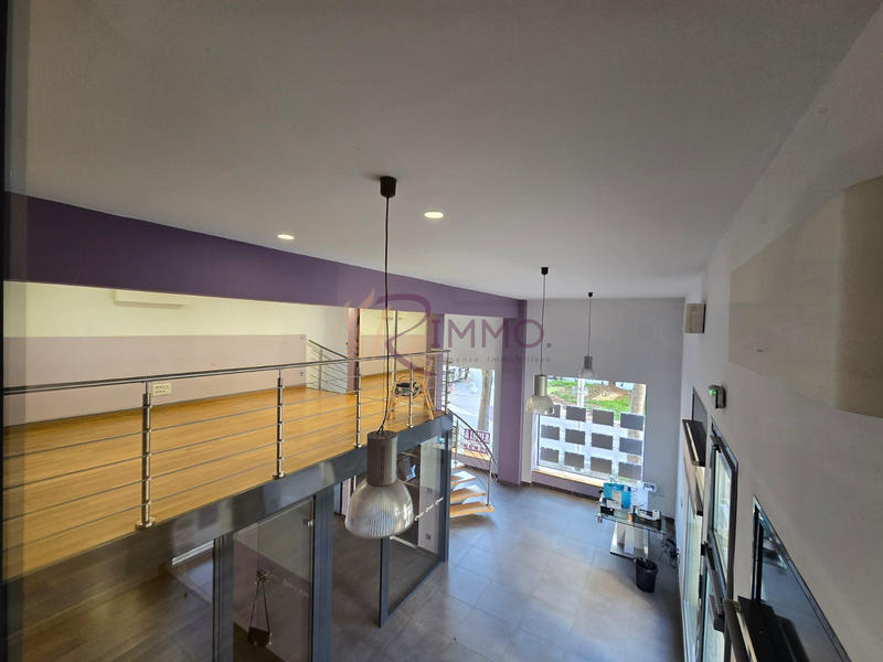 Local commercial - 120 m²