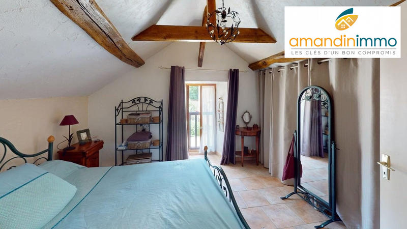 Maison - 81 m² - 5 pièces