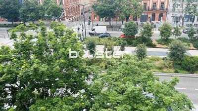 Appartement ancien - 139 m² - 5 pièces