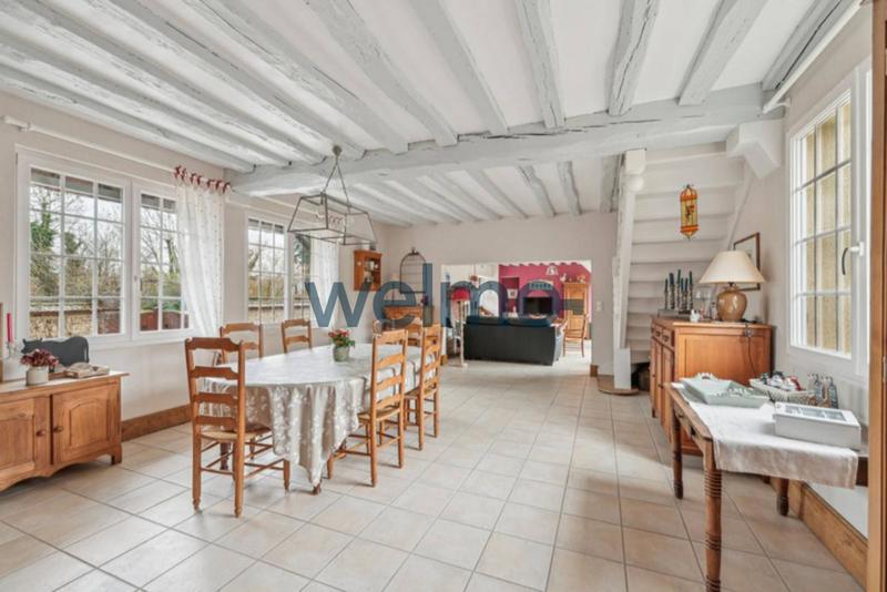 Maison - 344 m² - 13 pièces