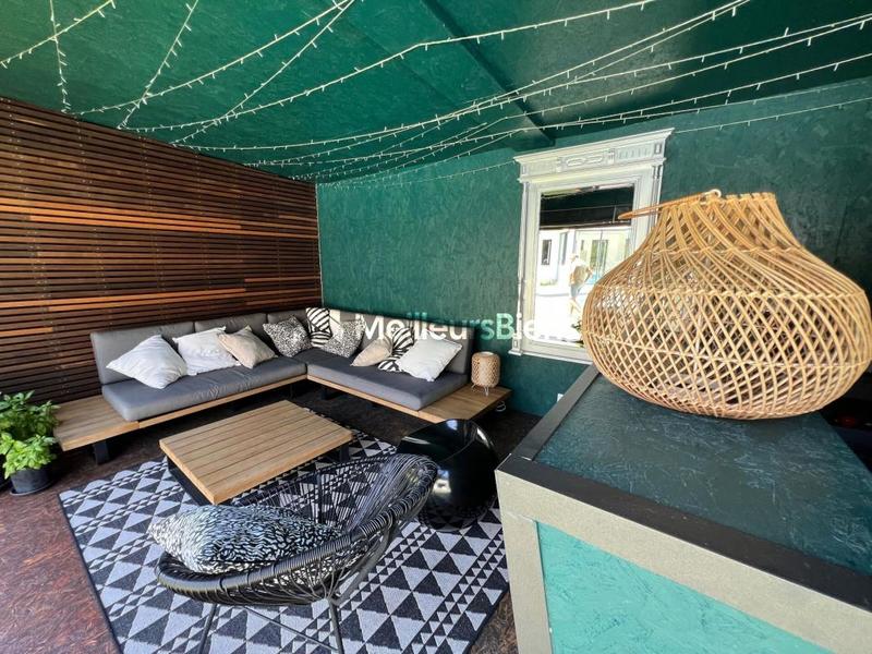 Propriété - 200 m² - 6 pièces