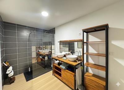 Maison - 92 m² - 2 pièces