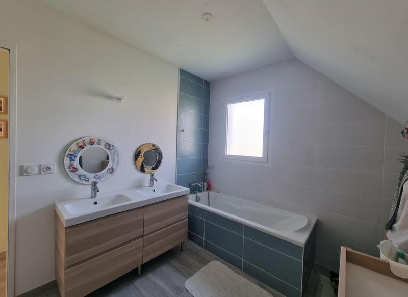 Maison - 117 m² - 5 pièces