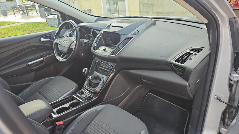 Ford Kuga 2.0 TDCi 150 4x2 Titanium