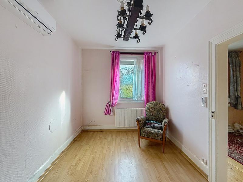 Maison - 97 m² - 4 pièces