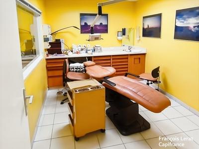 Local d'activité / Entrepôt - 83 m² - 6 pièces