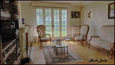 Maison - 165 m² - 8 pièces