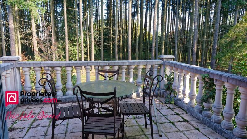 Propriété - 145 m² - 6 pièces