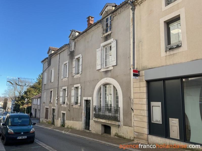 Maison chambre d'hôtes - 285 m² - 8 pièces