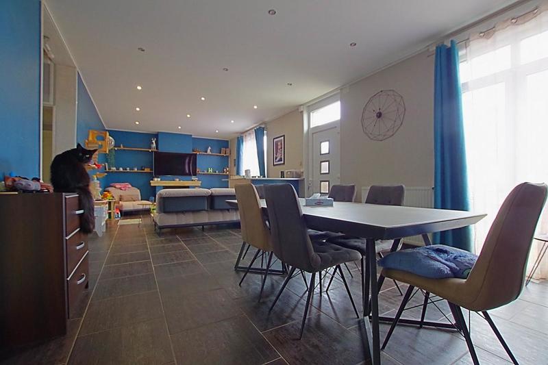 Maison - 166 m² - 6 pièces