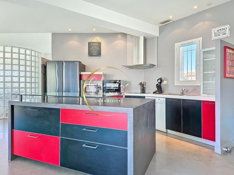 Maison - 170 m² - 4 pièces