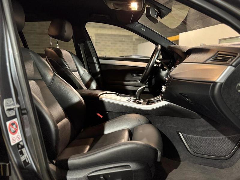 Bmw Série 5 (F11) Lci Touring 525d Pack m 218ch Caméra de recul, Sièges chauffants, Gps Navigation Professional