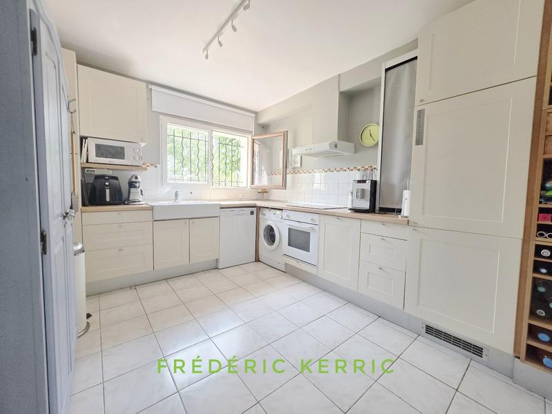 Maison - 176 m² - 6 pièces