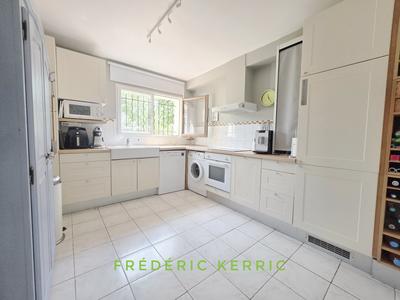 Maison - 176 m² - 6 pièces