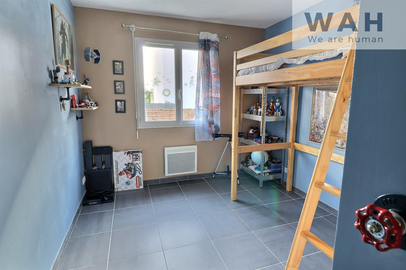 Villa - 80 m² - 4 pièces