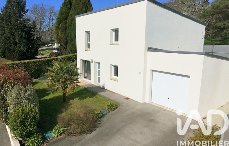 Maison - 104 m² - 5 pièces