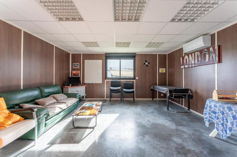 Bureau - 244 m² - 4 pièces