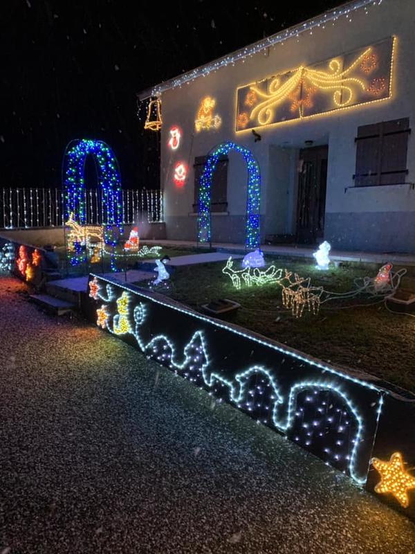 Maison avec son décor magique