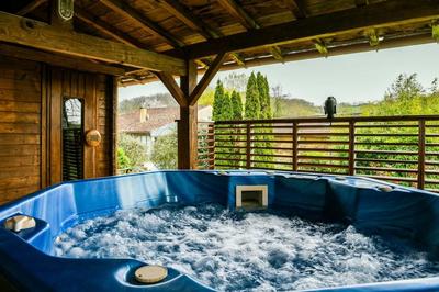 Maison - 565 m² - 15 pièces