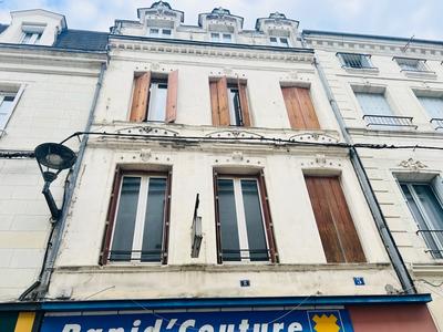 Immeuble - 270 m² - 8 pièces