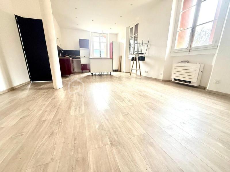 Villa - 225 m² - 8 pièces