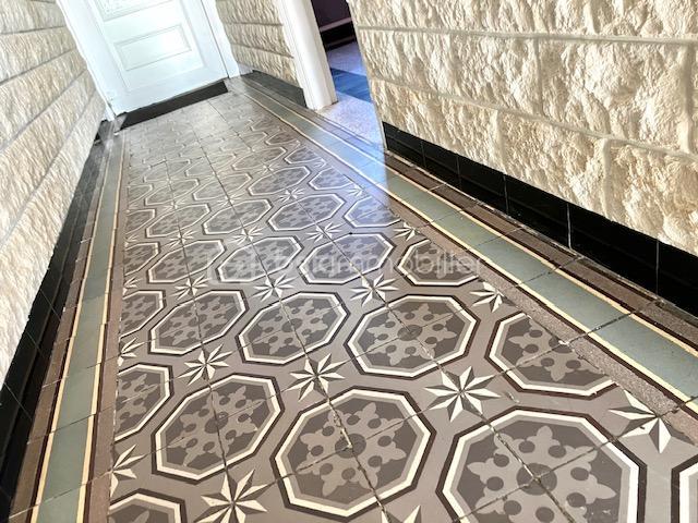 Maison - 94 m² - 6 pièces