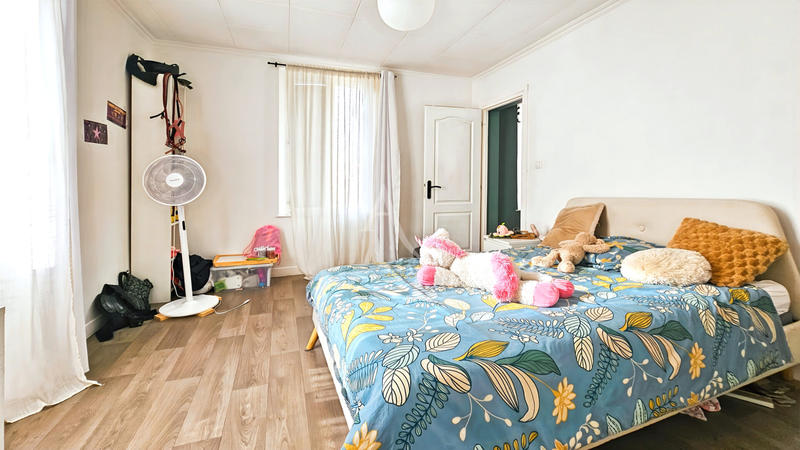 Maison - 142 m² - 6 pièces