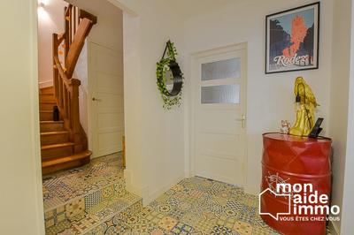 Maison - 189 m² - 6 pièces