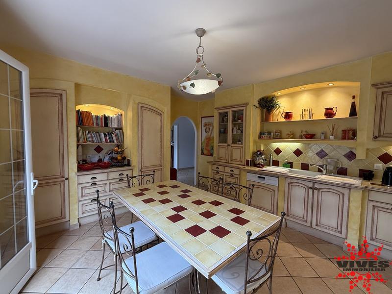 Villa - 180 m² - 6 pièces