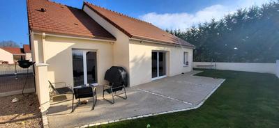 Maison - 104 m² - 4 pièces