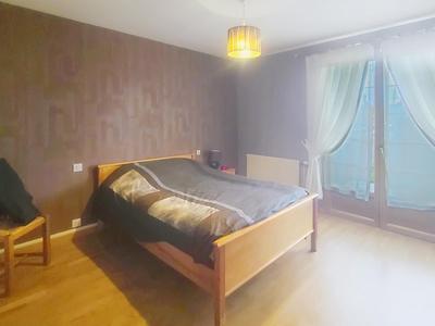 Maison - 111 m² - 5 pièces