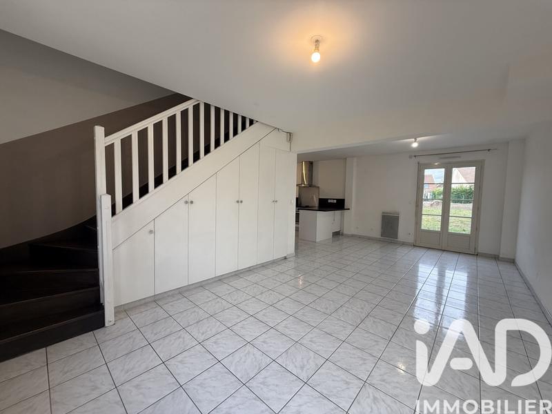 Maison - 90 m² - 5 pièces