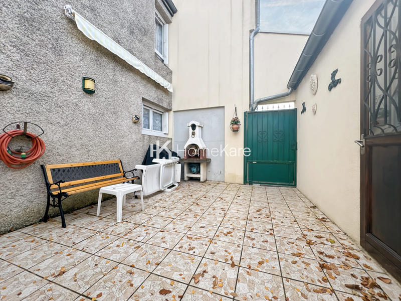 Maison - 85 m² - 4 pièces