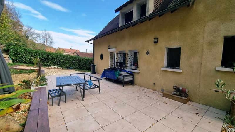 Maison - 186 m² - 6 pièces