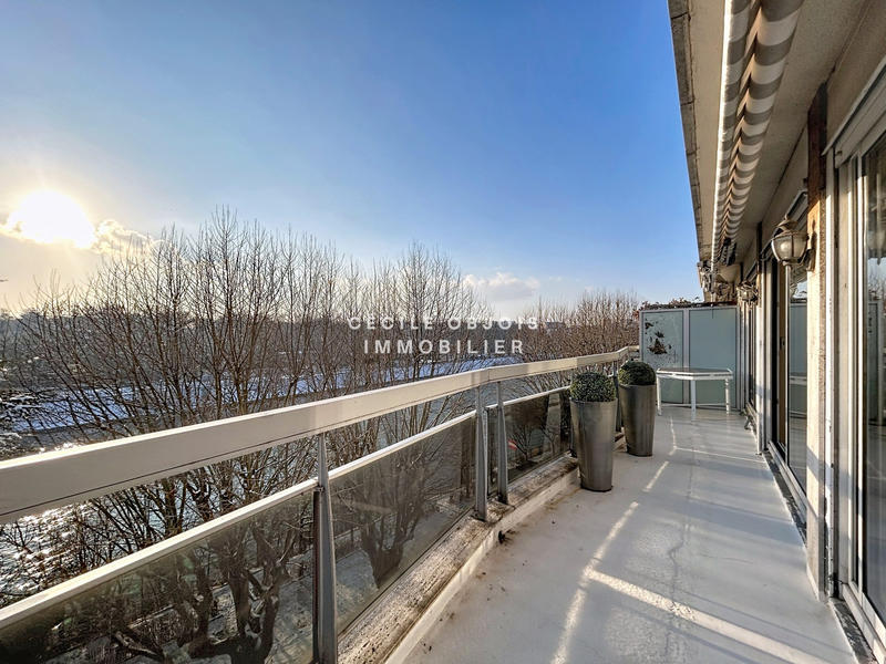 Duplex - 111 m² - 5 pièces