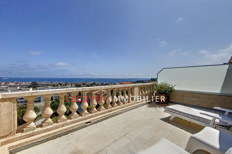 Appartement - 147 m² - 4 pièces