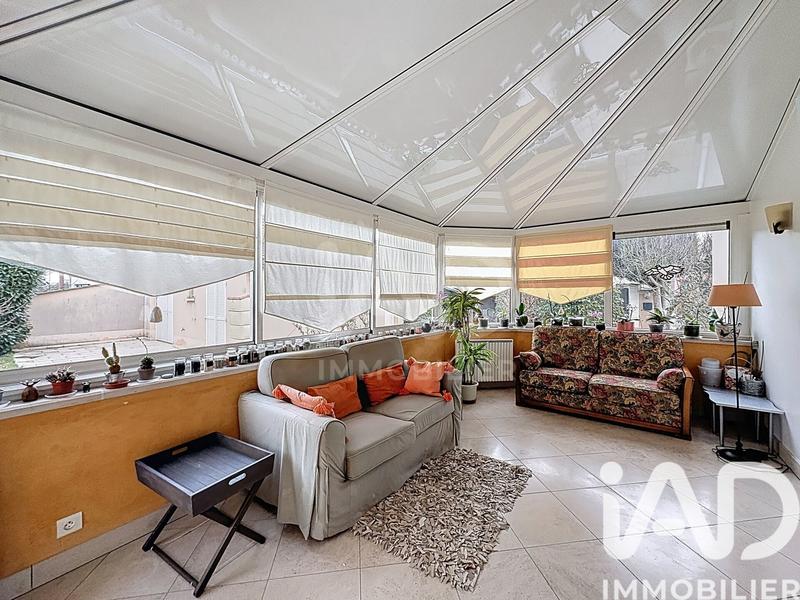 Maison - 250 m² - 8 pièces