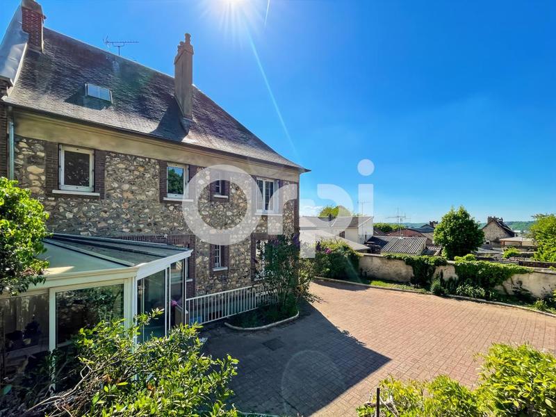 Maison de ville - 204 m² - 6 pièces